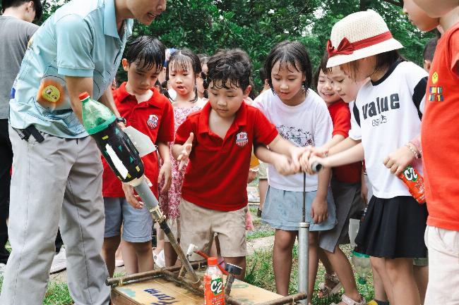 Em hỏi tình yêu là gì, một hành trình cảm xúc đầy biến hóa và những trải nghiệm khó quên
